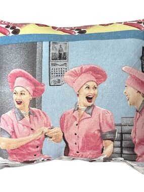Retro Pink i love lucy handmade Decorative Pillow 10x10 new